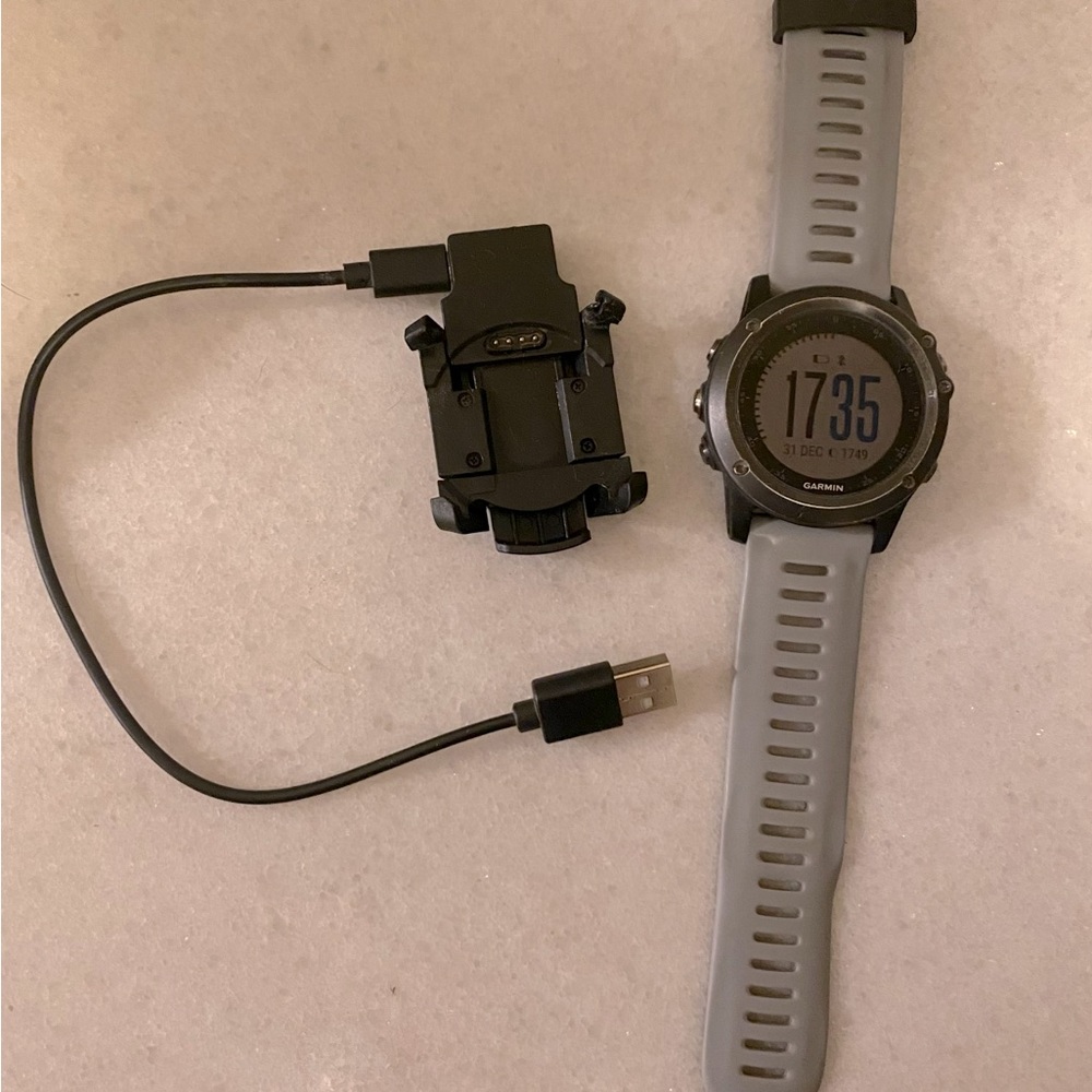 Garmin Fenix 3- Multisport Training GPS Smart Watch